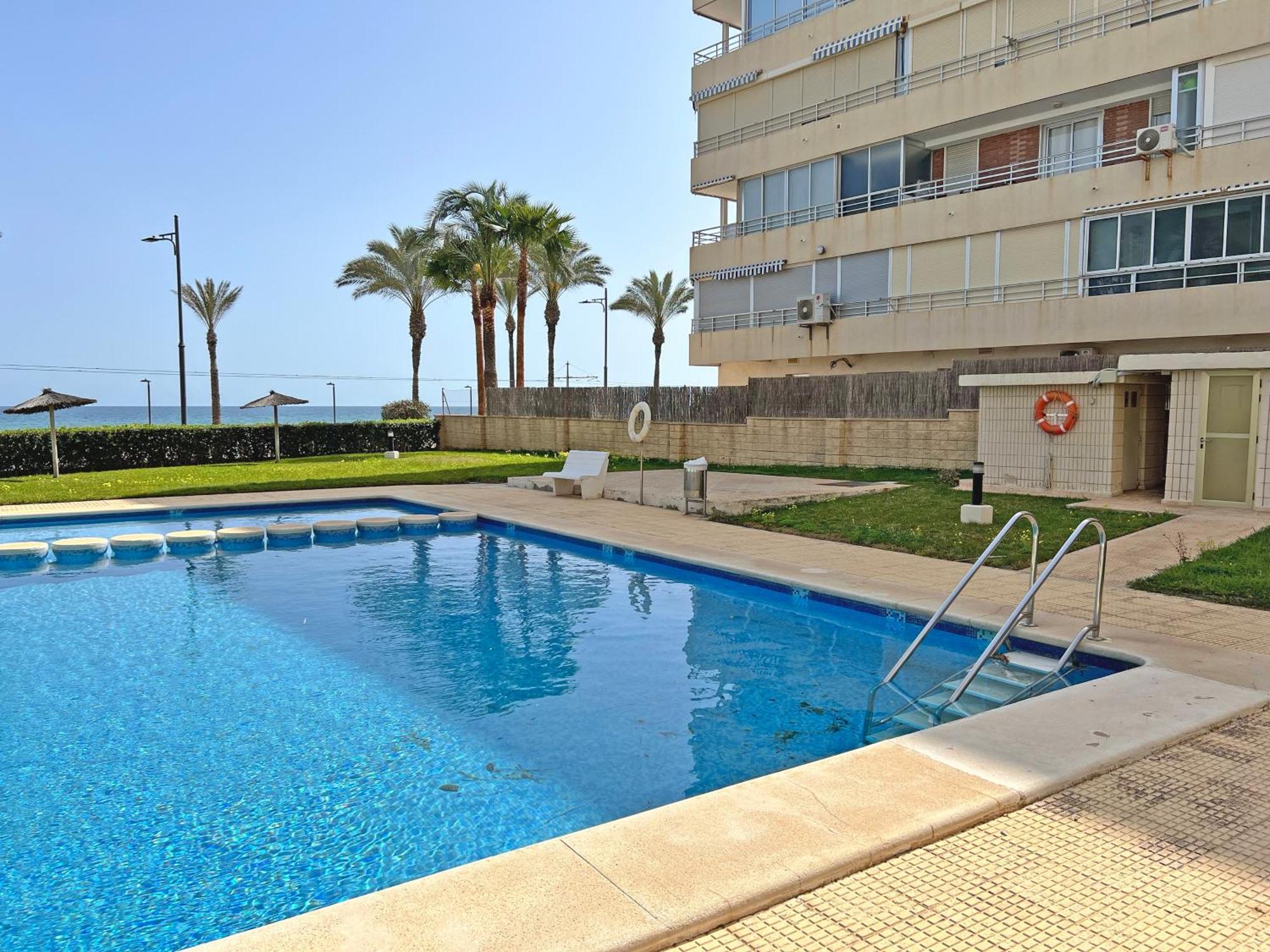 Oasis Frente Al Mar. Parking Gratis Leilighet El Campello Eksteriør bilde
